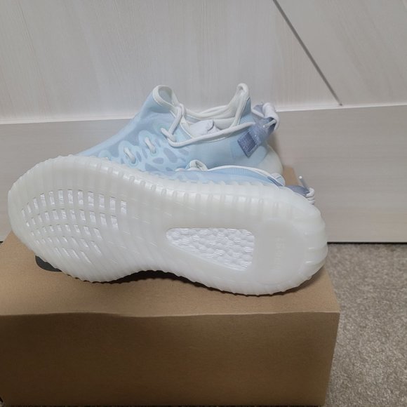Yeezy Boost 350 Mono Ice US 8 - Picture 3 of 3